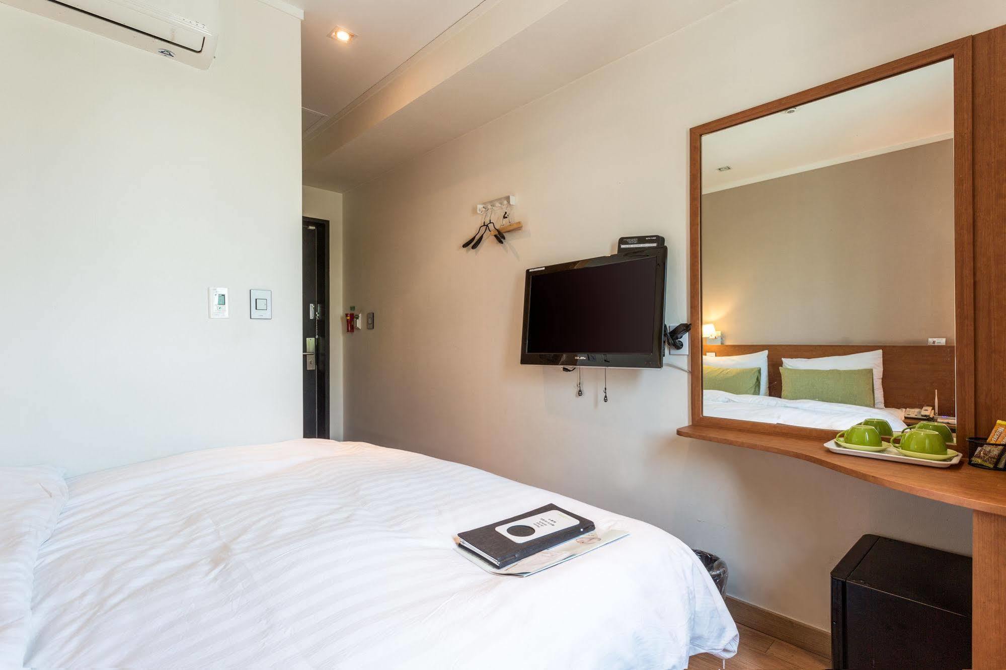 Juststay Hotel Dongdaemun Seoul Ngoại thất bức ảnh
